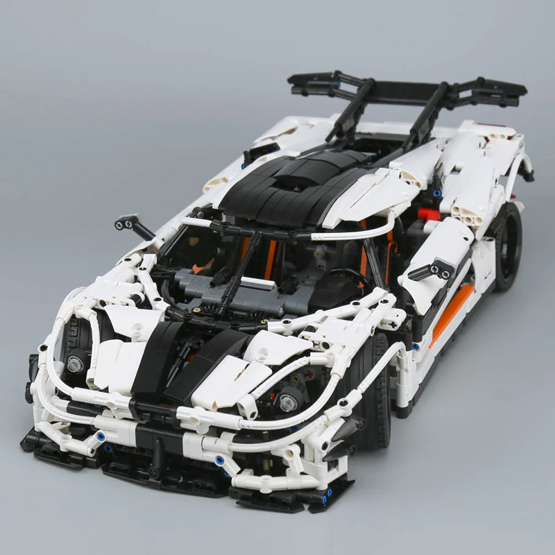 3021pcs LEPIN 23002  The Changing Racing Car Set Compatible