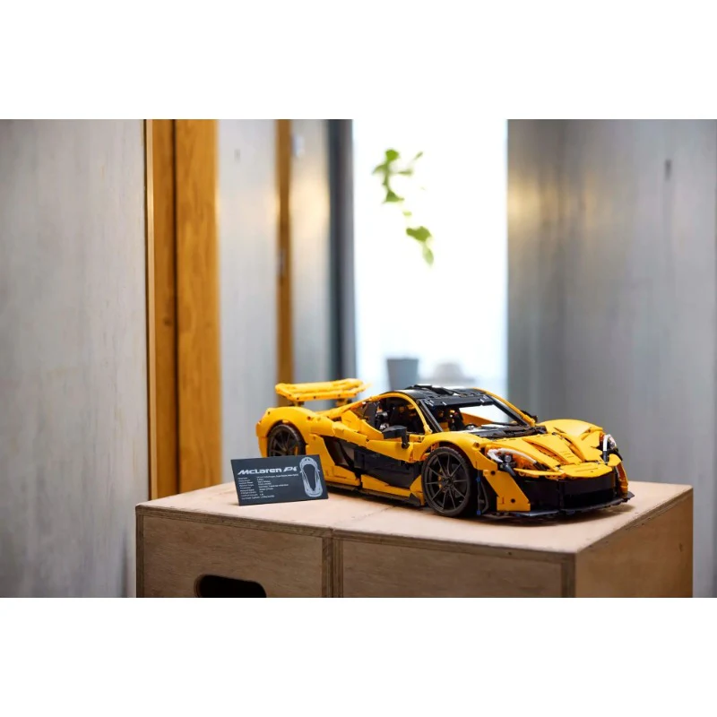 3893 pcs McLaren P1 1:8 - Image 3