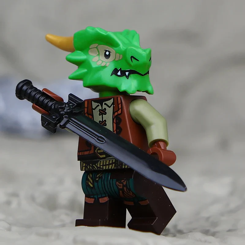 Dragon Knight Full set of minifigures Golden Knight Blue Knight Red Knight - Image 25