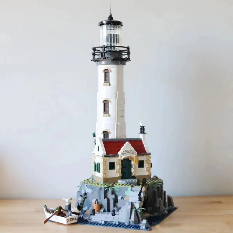 2065PCS Motorised Lighthouse - Image 2