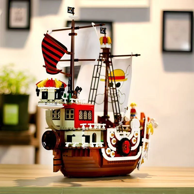 1484PCS 6298 The THOUSAND SUNNY Pirate Ship - Image 3